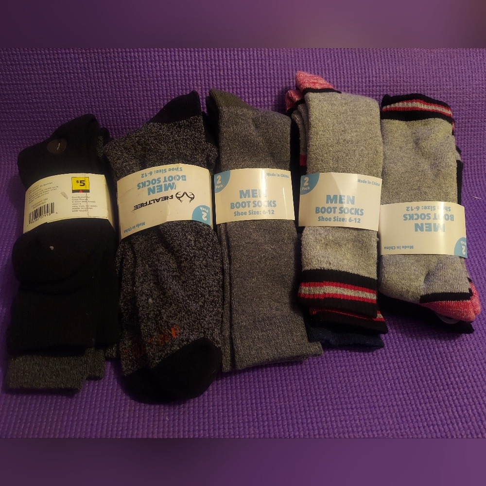 Lot Of 5 (2 Packs) Men's Black and Gray Athletic Socks - 10.p